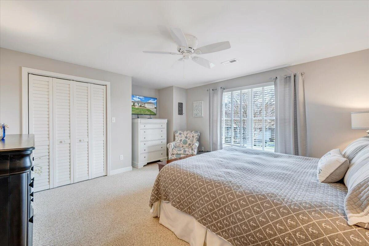 2302 Lake Retreat RD - Photo 36