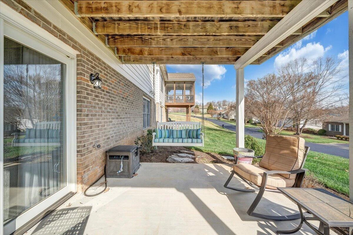 2302 Lake Retreat RD - Photo 53