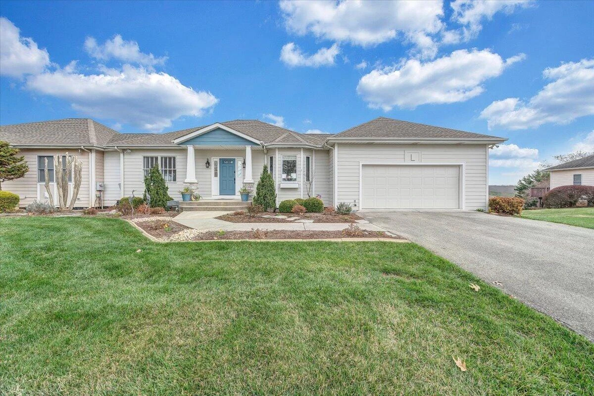 2302 Lake Retreat RD - Photo 57