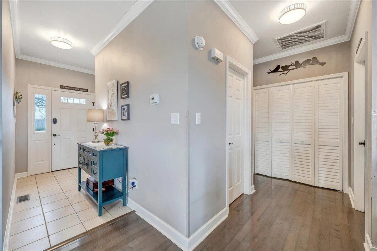 2302 Lake Retreat RD - Photo 6