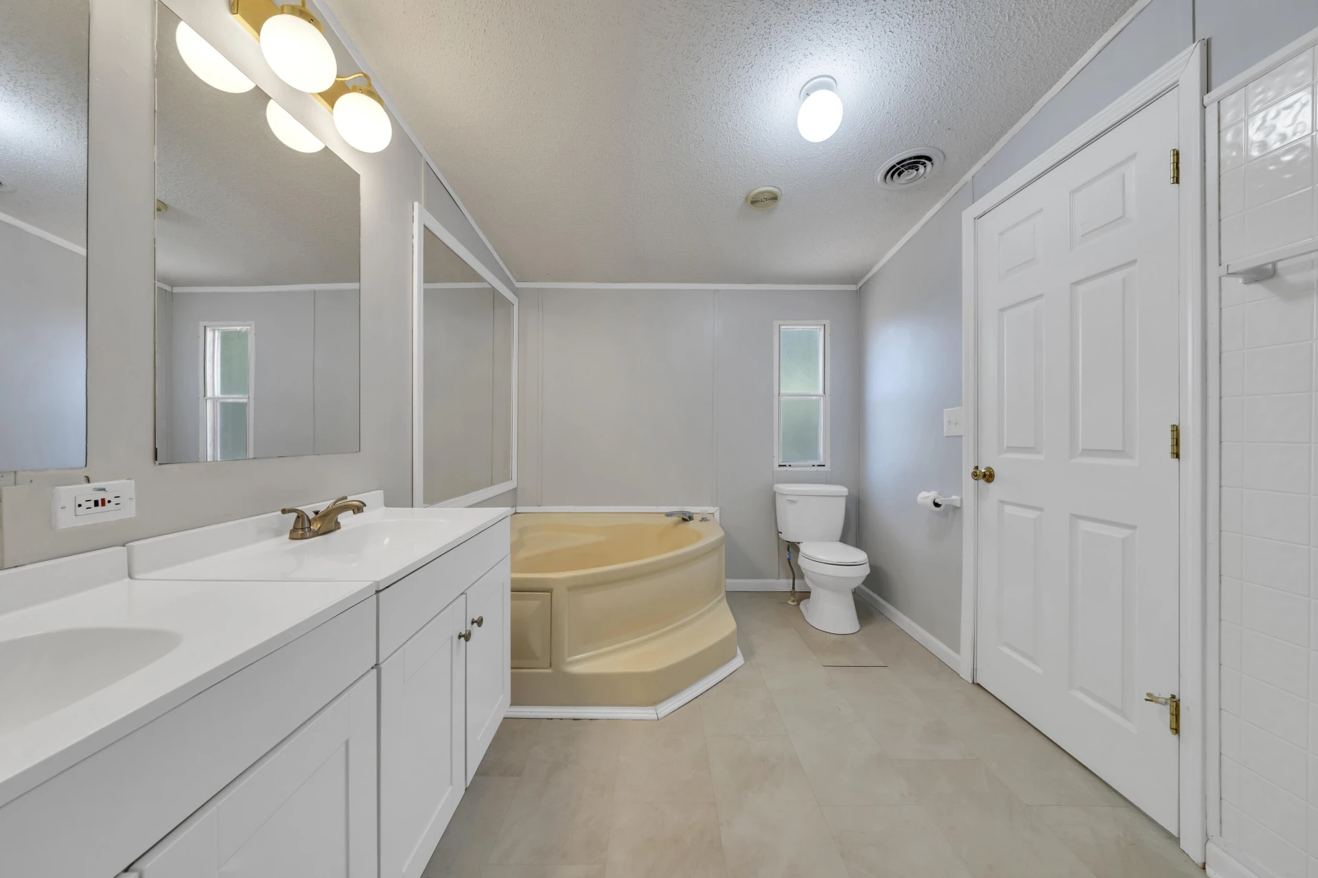 369 Smith RD - Photo 18
