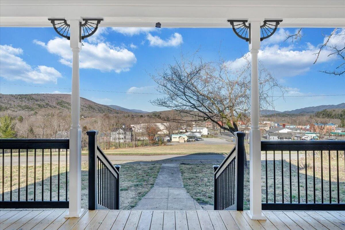 154 Mitchell DR - Photo 7