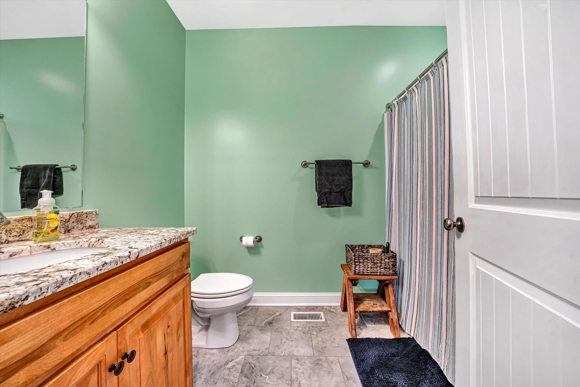 8350 Newport RD - Photo 28