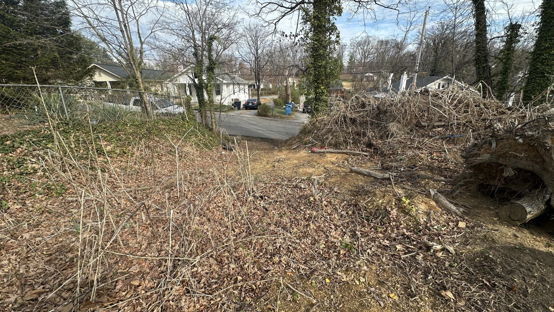 0 Surrey AVE NW - Photo 2
