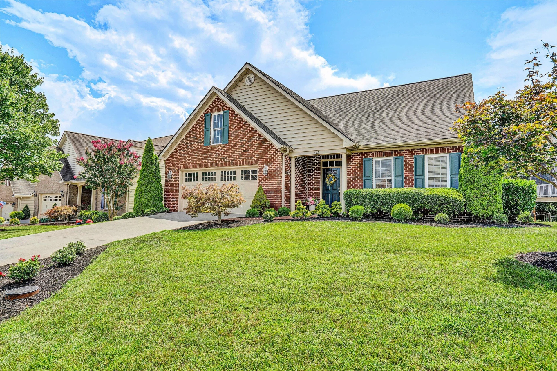 412 Deer Run CIR