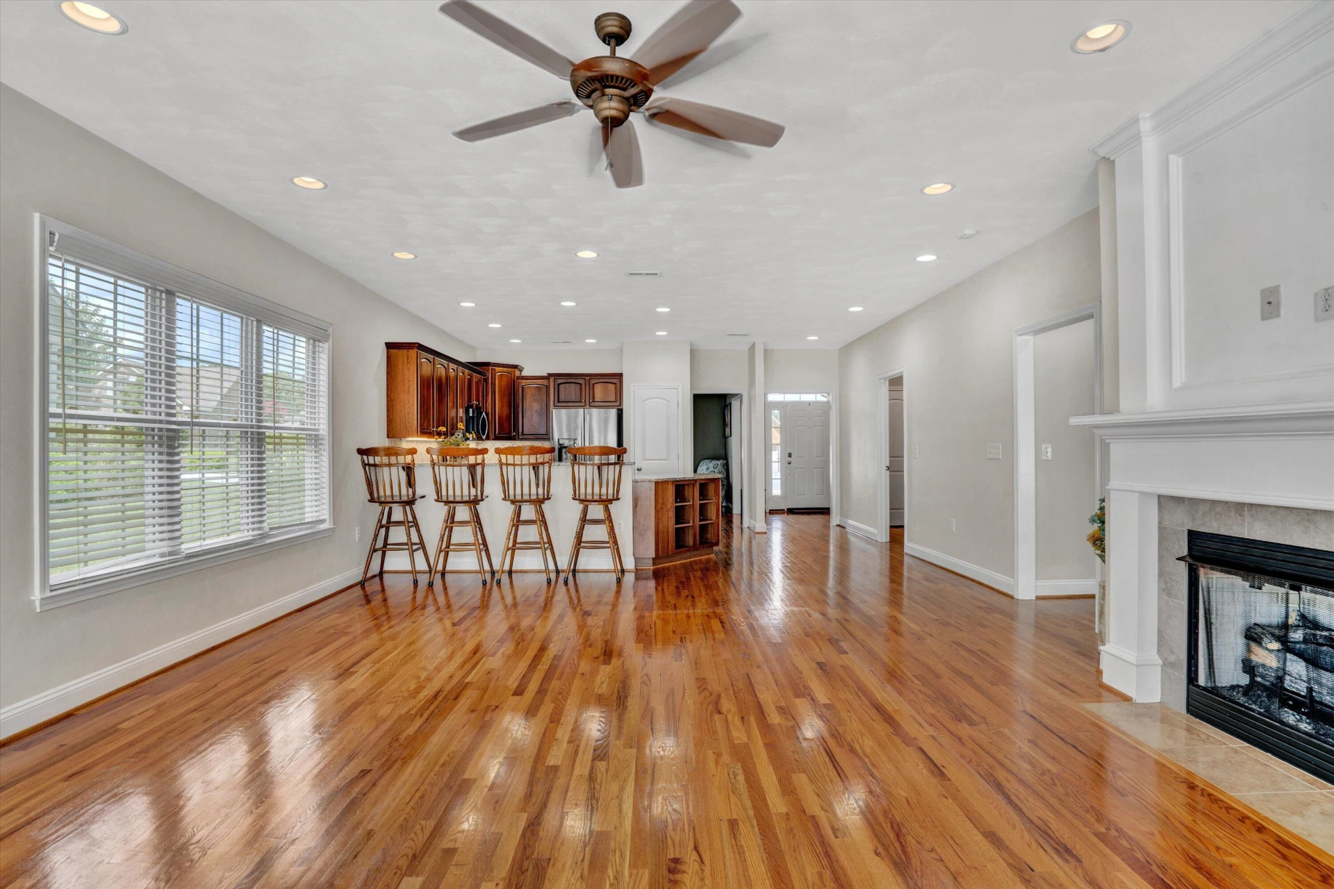 412 Deer Run CIR - Photo 11
