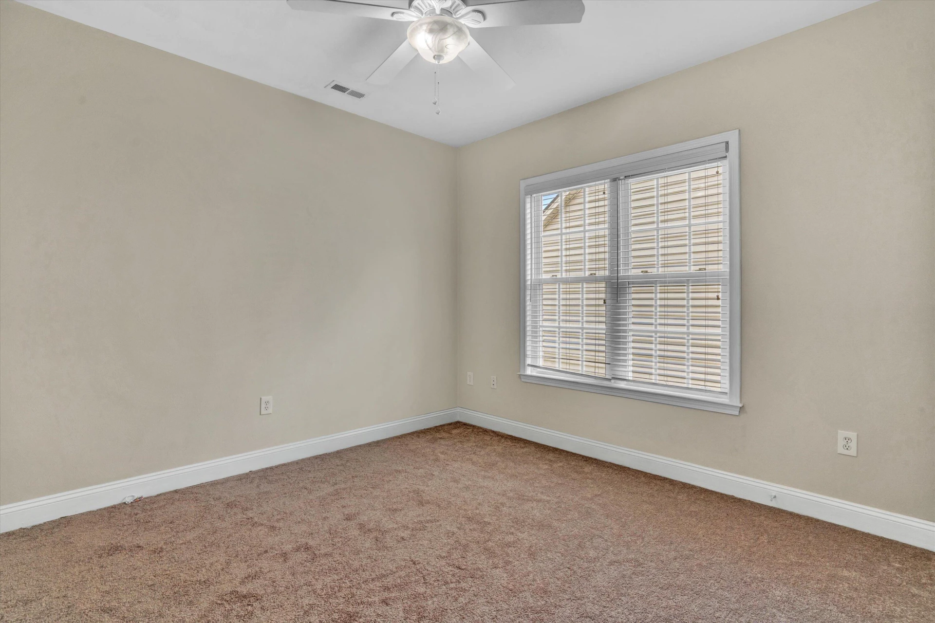 412 Deer Run CIR - Photo 35