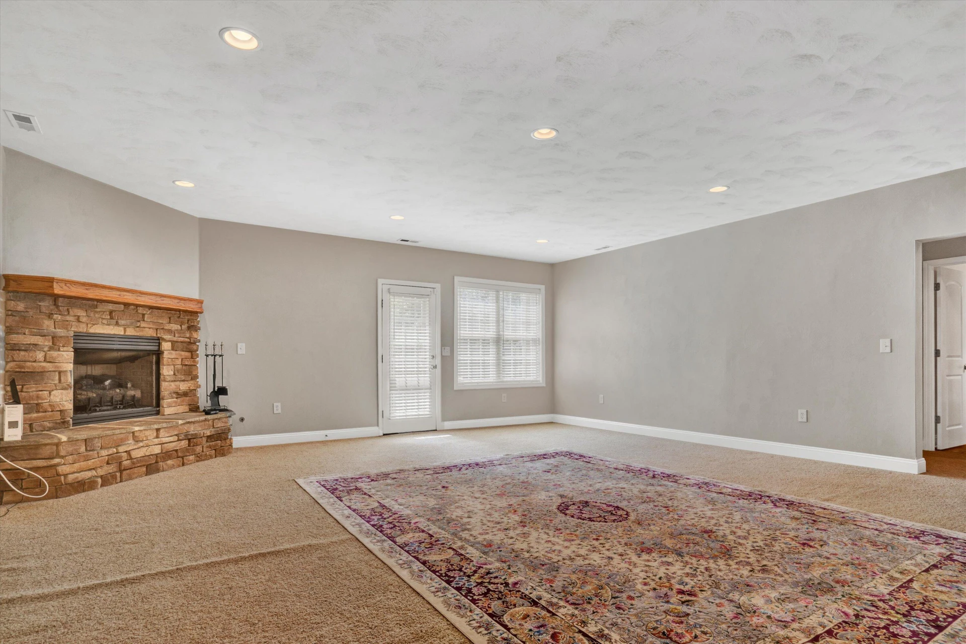 412 Deer Run CIR - Photo 38