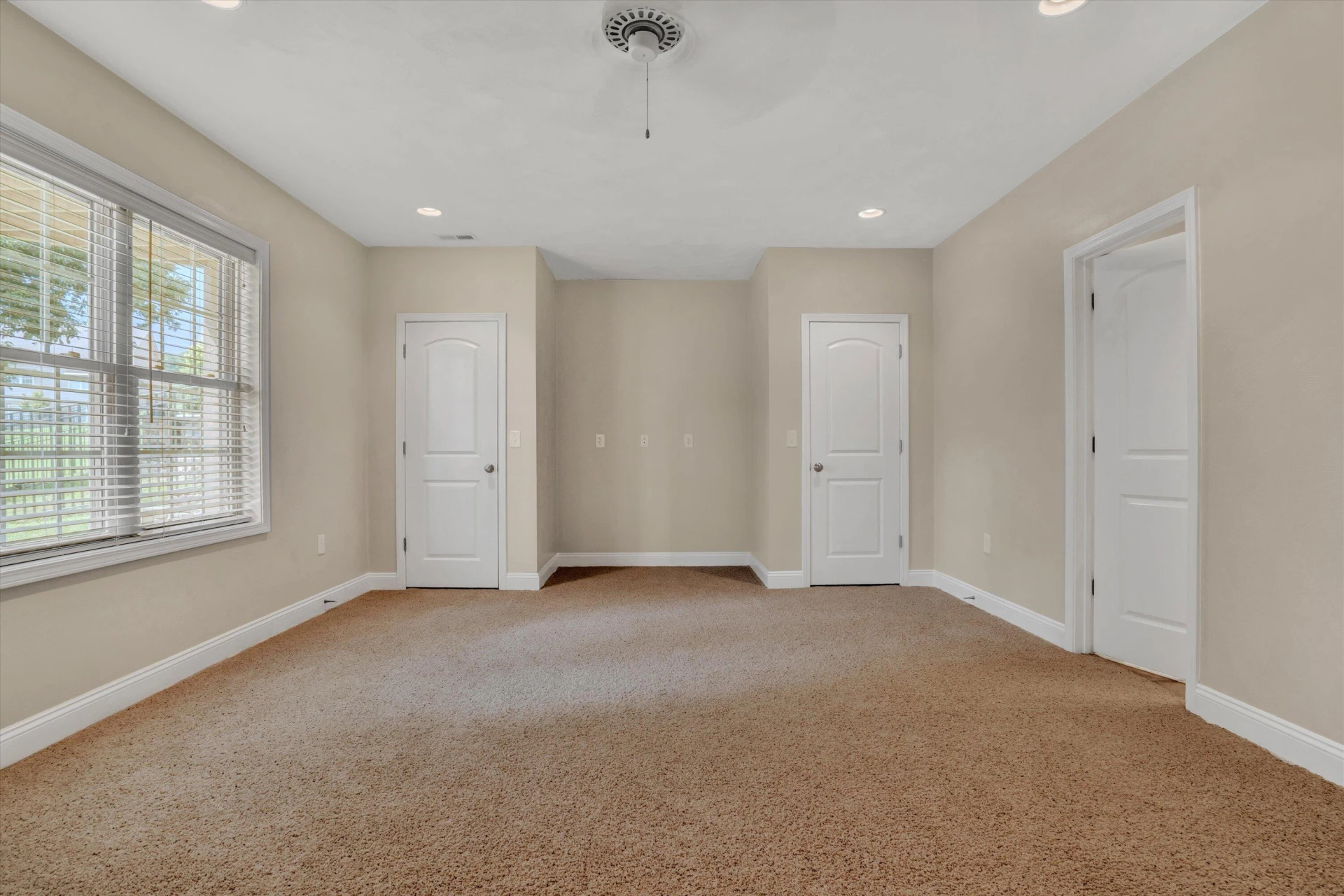 412 Deer Run CIR - Photo 46