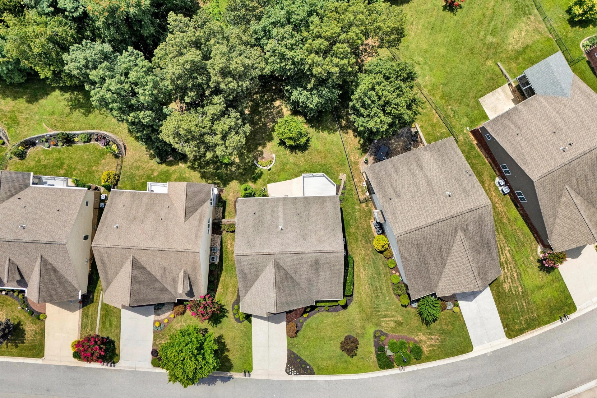 412 Deer Run CIR - Photo 52