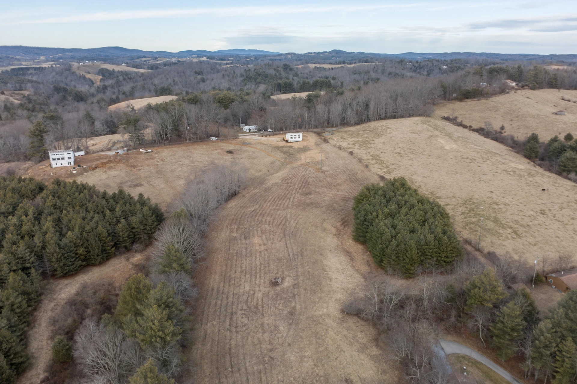 320 Grace LN NE - Photo 31