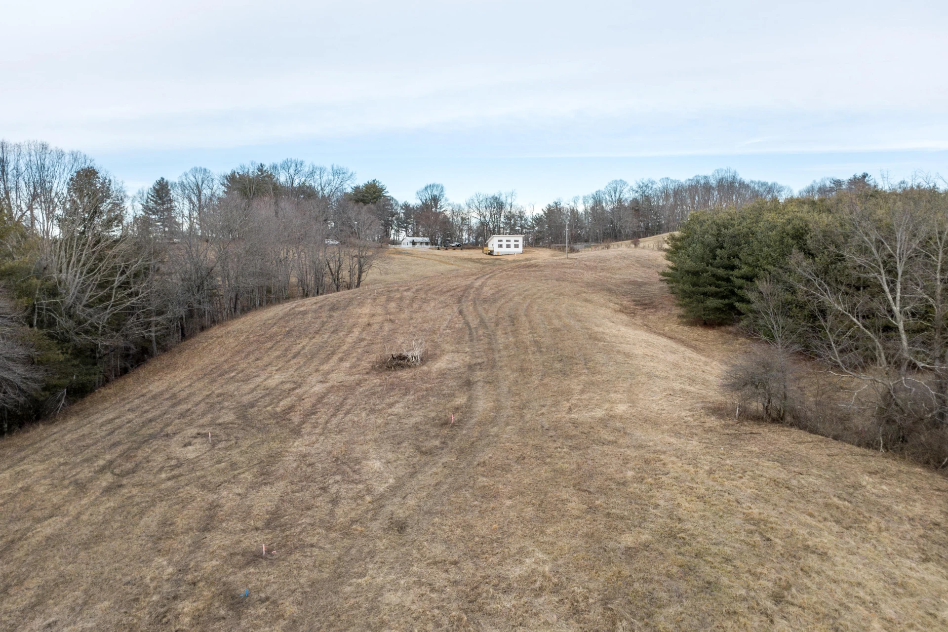 320 Grace LN NE - Photo 33