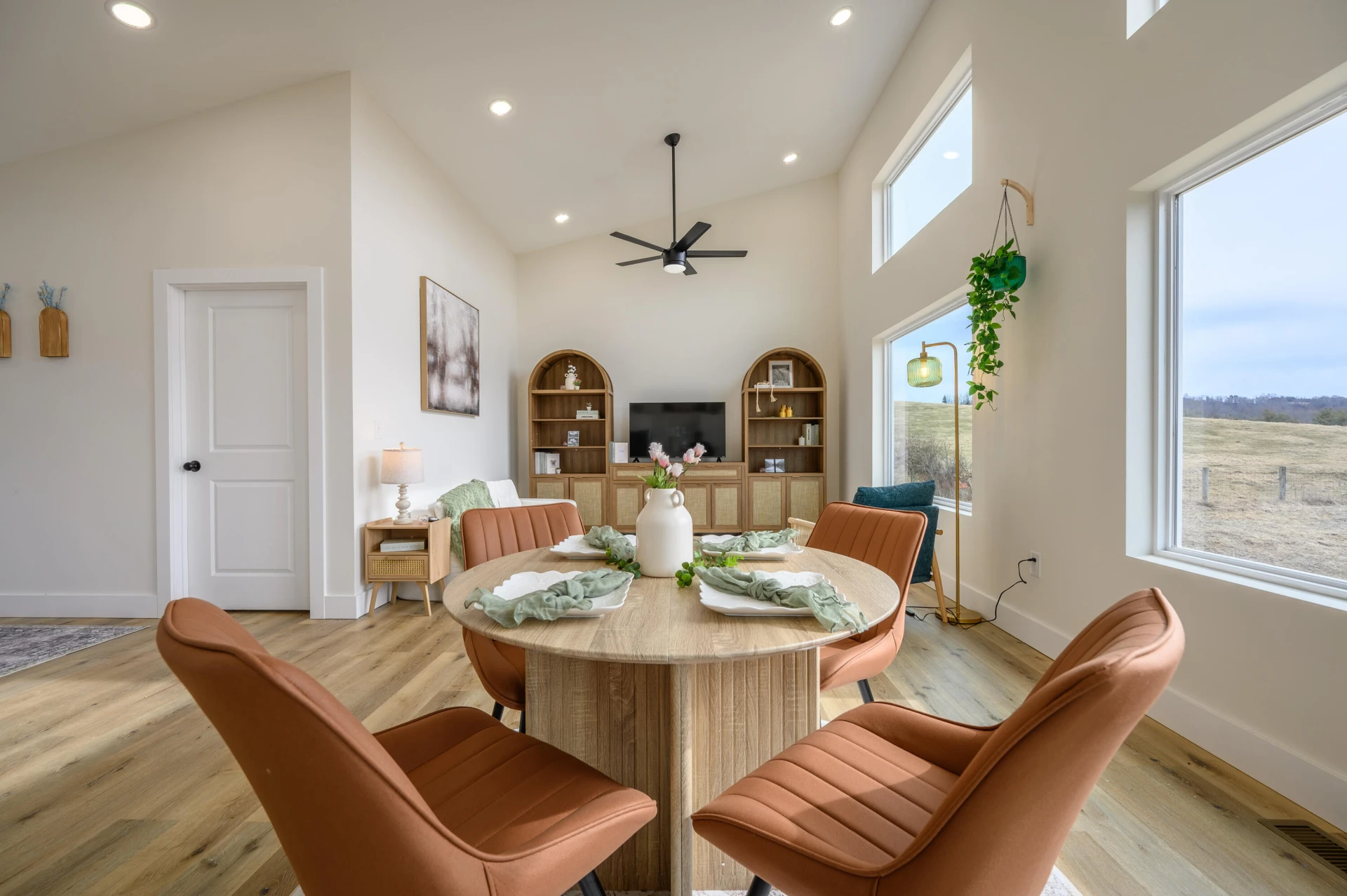 320 Grace LN NE - Photo 8