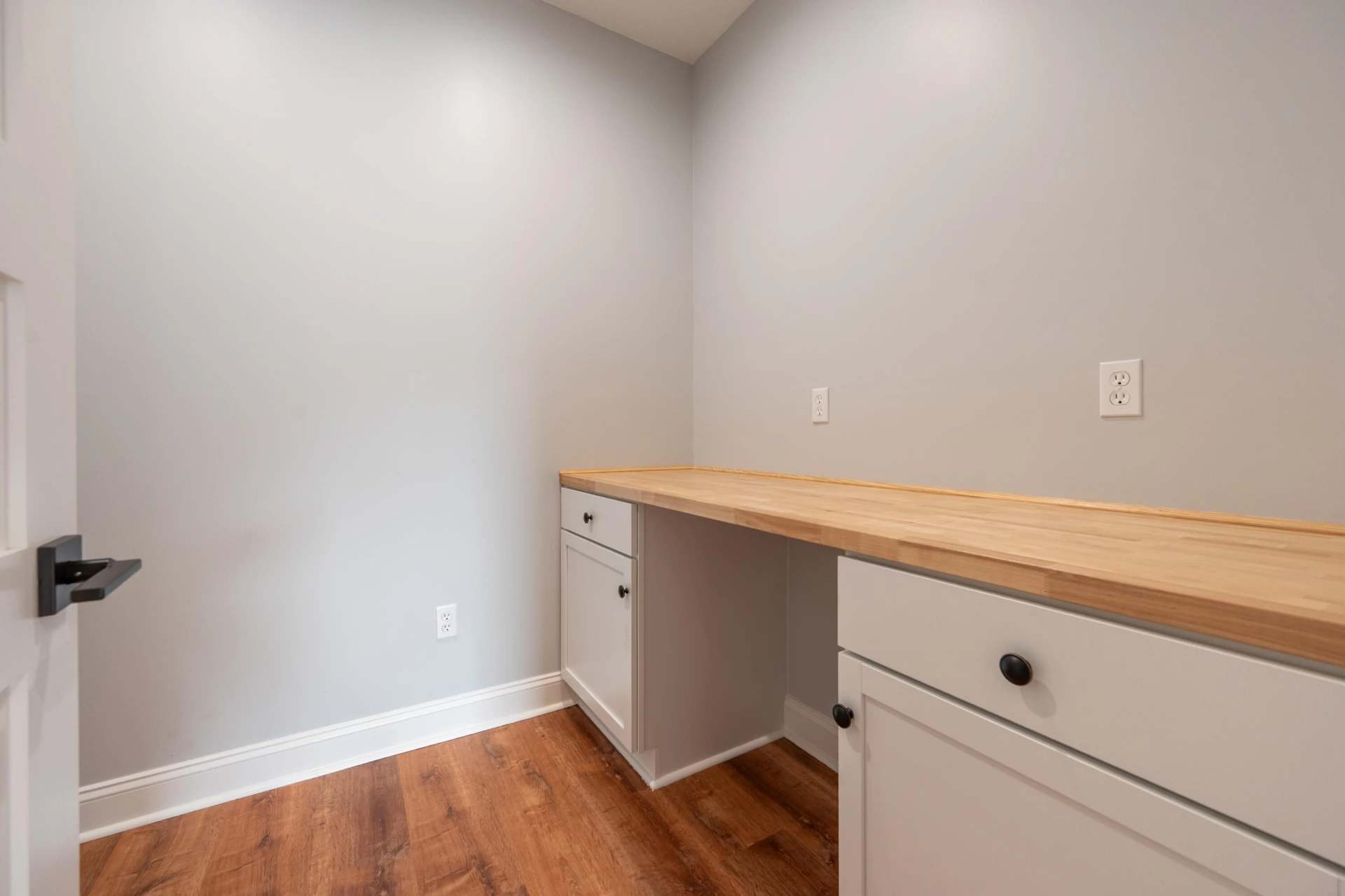 1047 Barberry RD SE - Photo 27