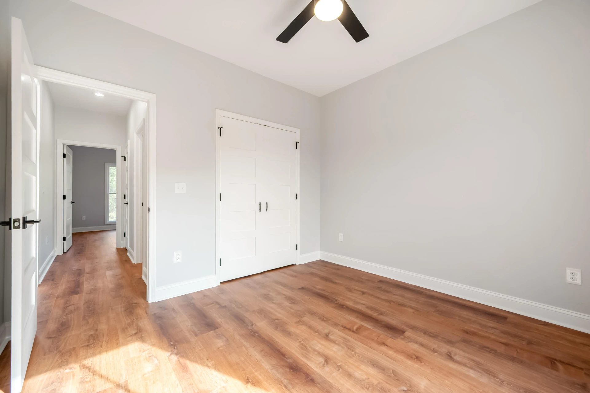1047 Barberry RD SE - Photo 32