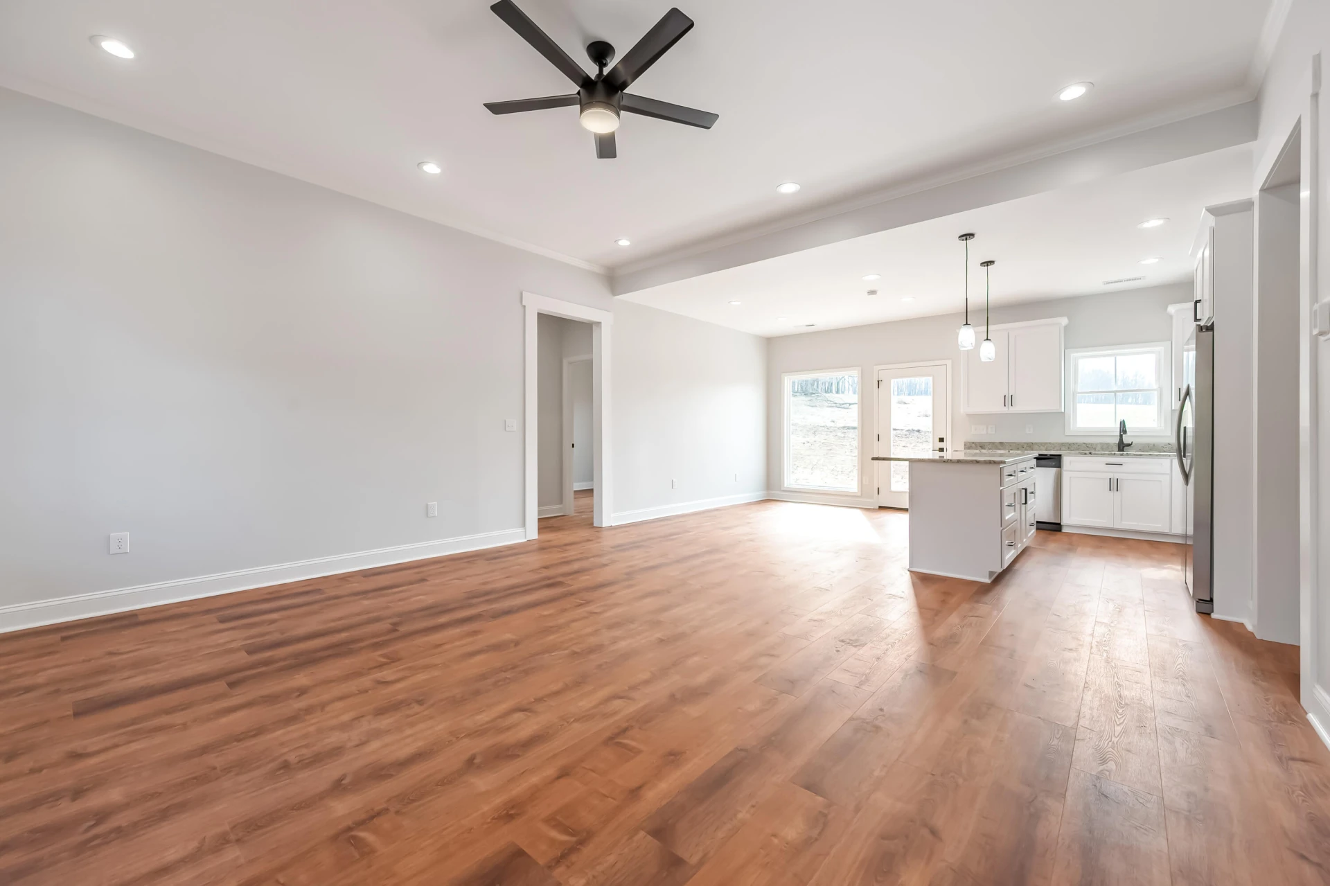1047 Barberry RD SE - Photo 9