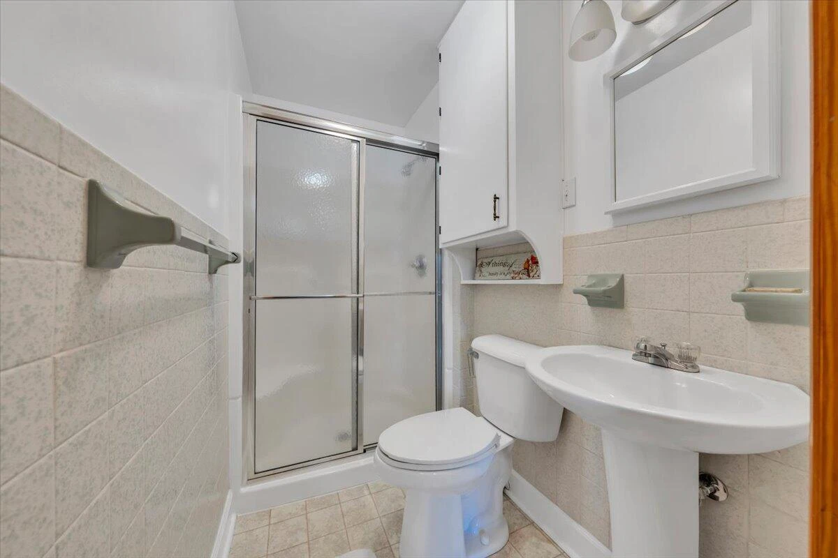 1846 Pineview DR - Photo 19