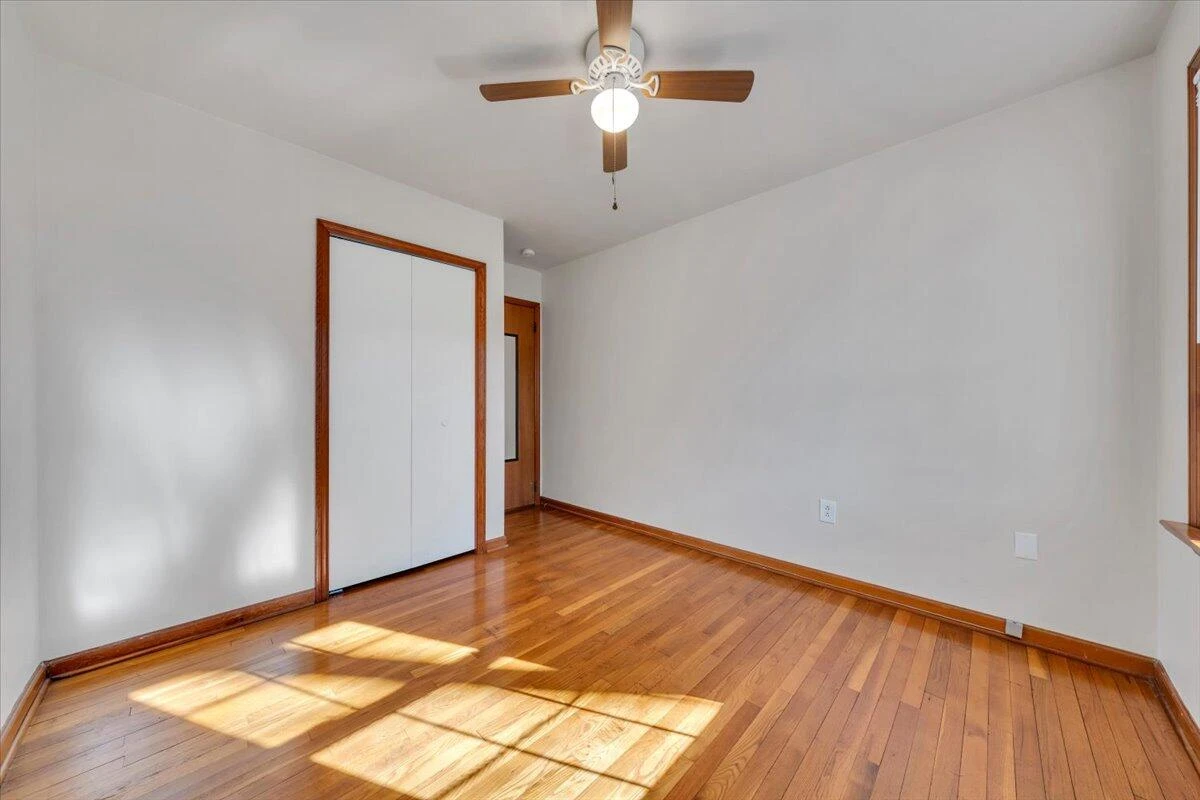 1846 Pineview DR - Photo 24