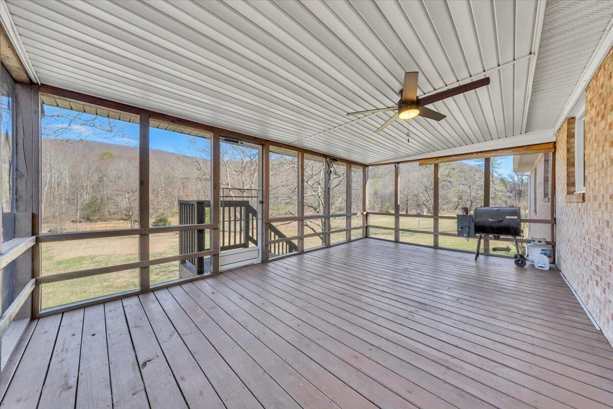 1846 Pineview DR - Photo 40