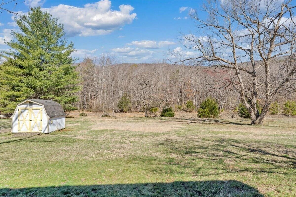 1846 Pineview DR - Photo 46