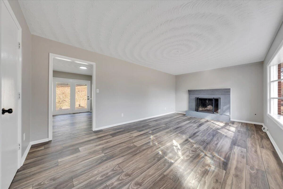 222 Maple DR - Photo 13