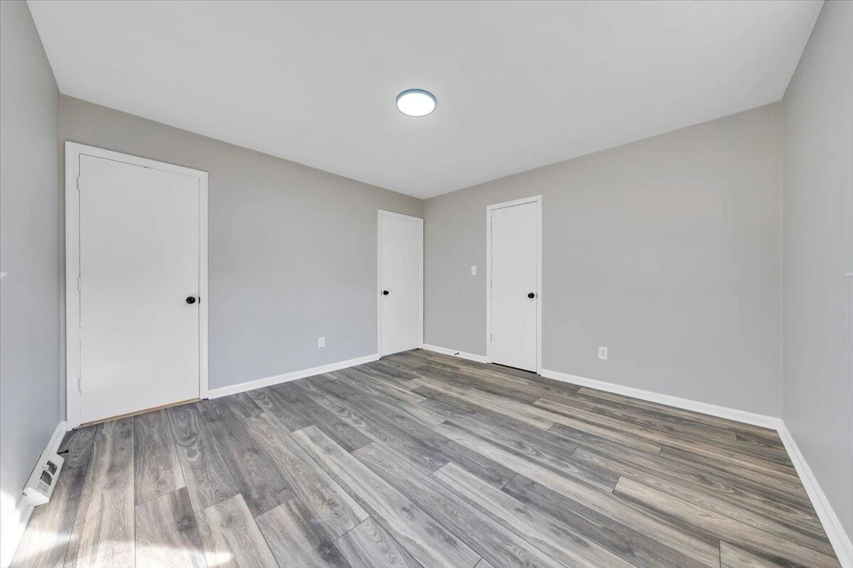 222 Maple DR - Photo 18