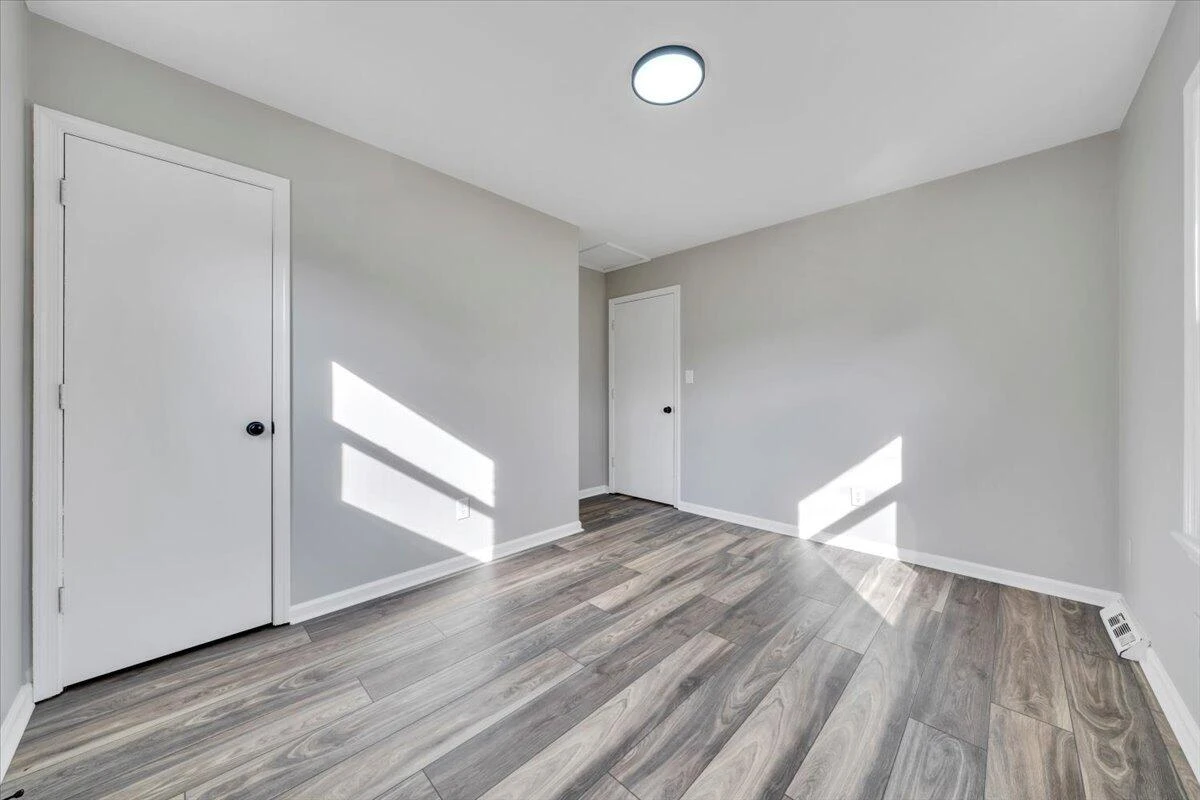 222 Maple DR - Photo 23