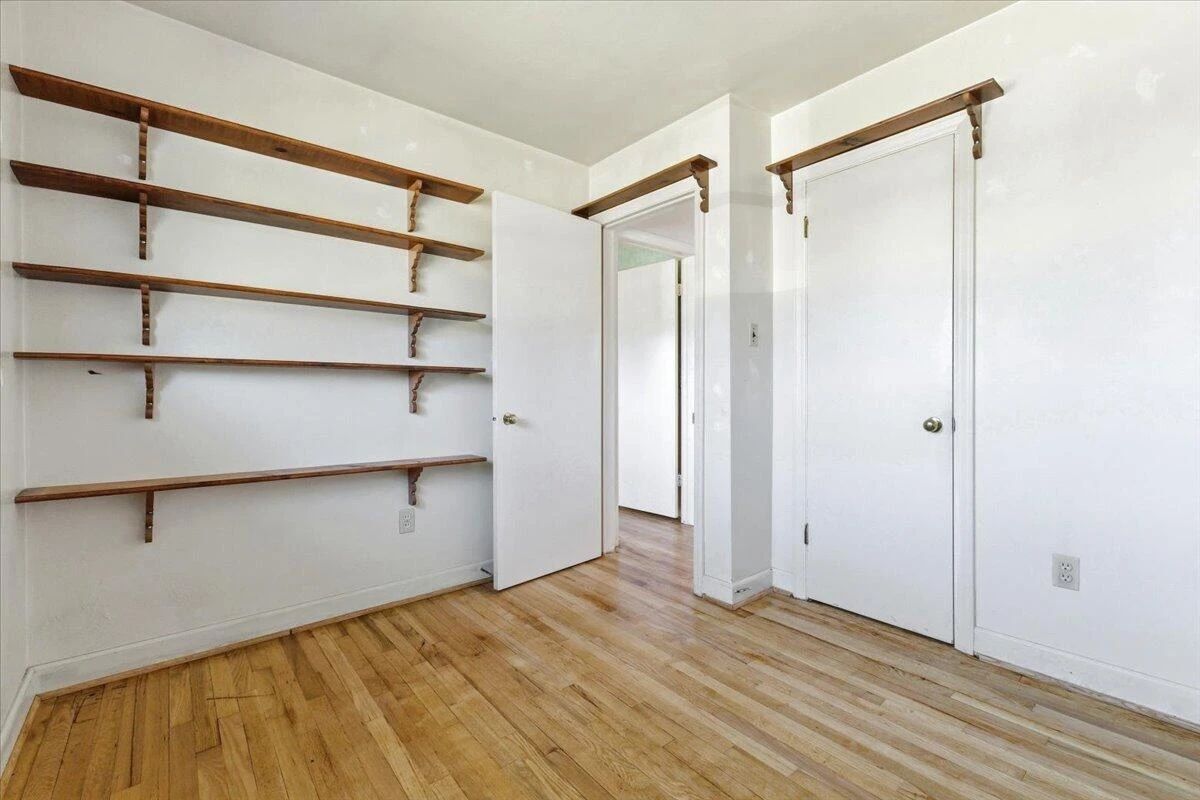 212 Cherryhill RD NW - Photo 26