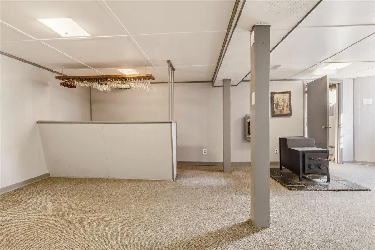 212 Cherryhill RD NW - Photo 27