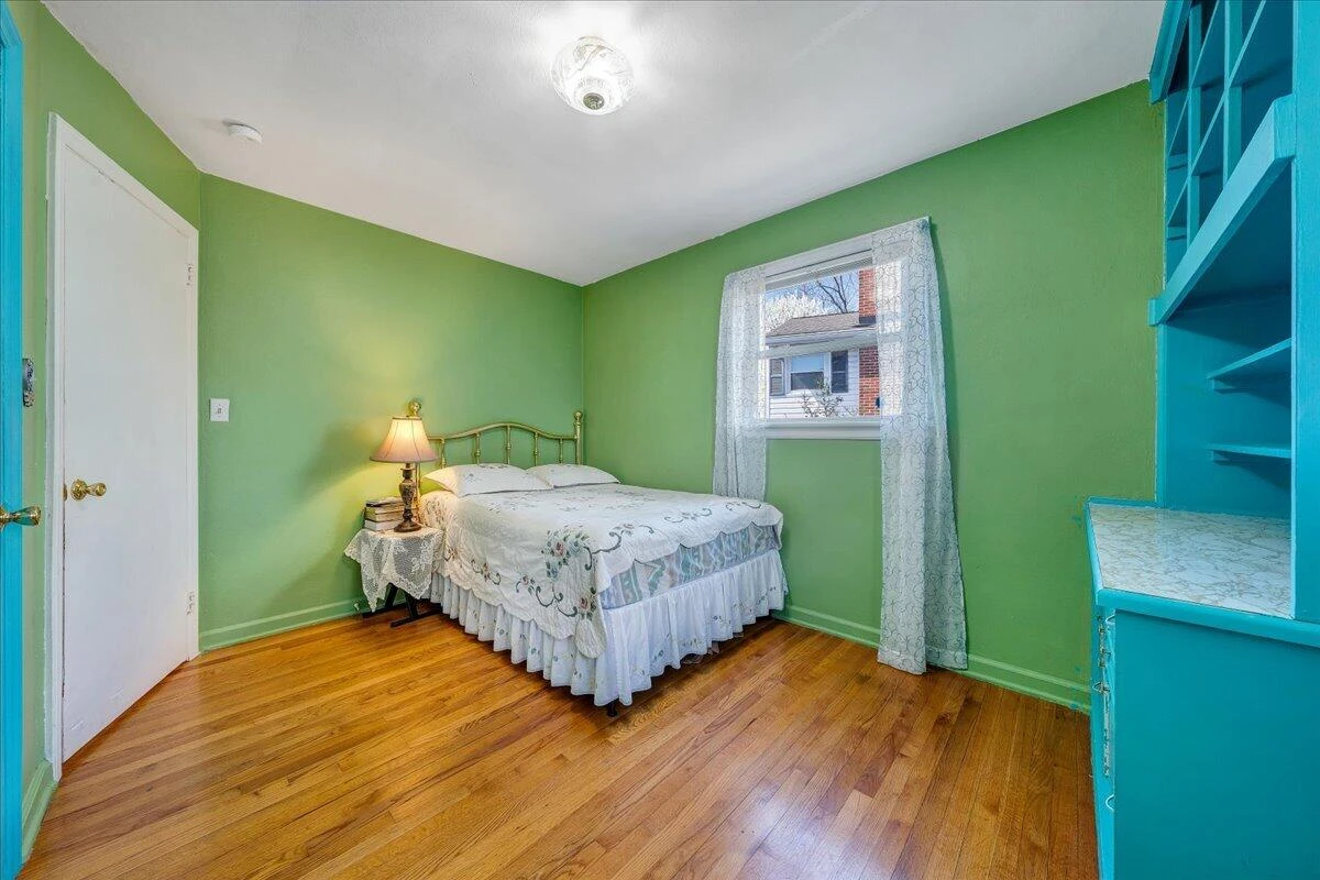 1707 Glendon RD - Photo 18
