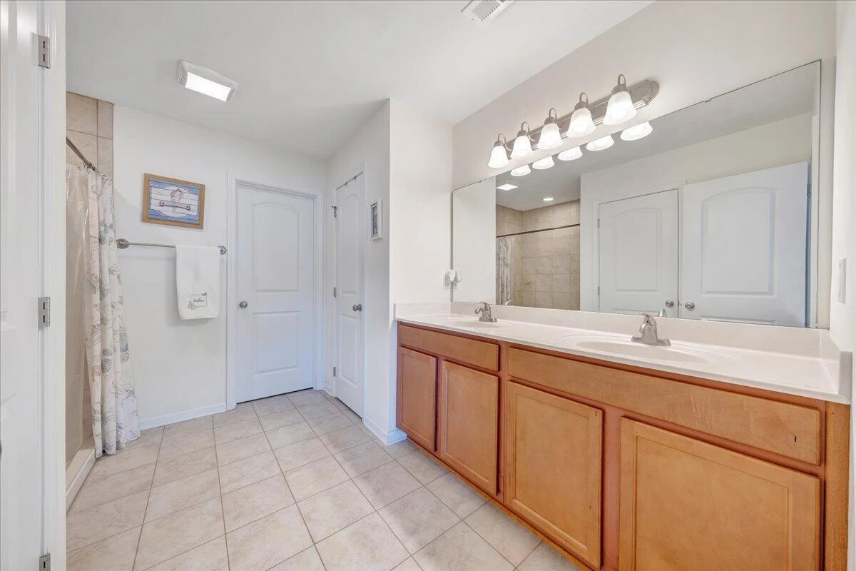 2064 Lawson LN - Photo 28