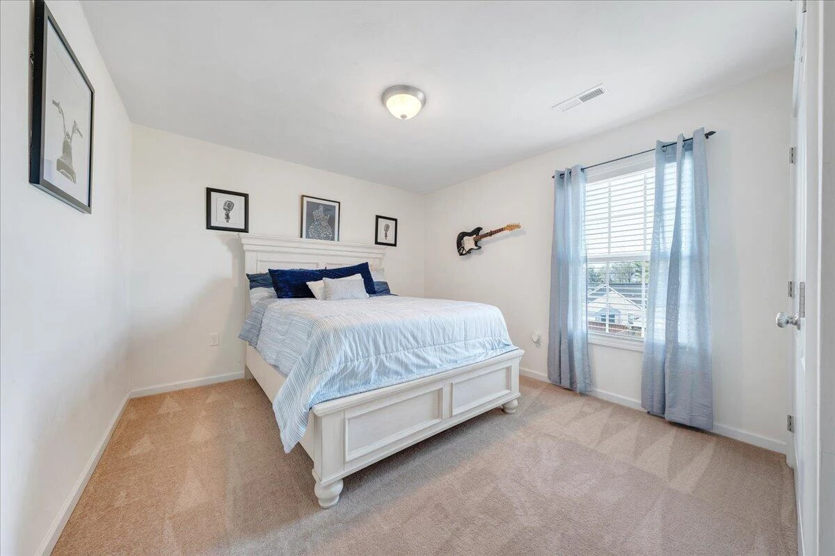 2064 Lawson LN - Photo 31