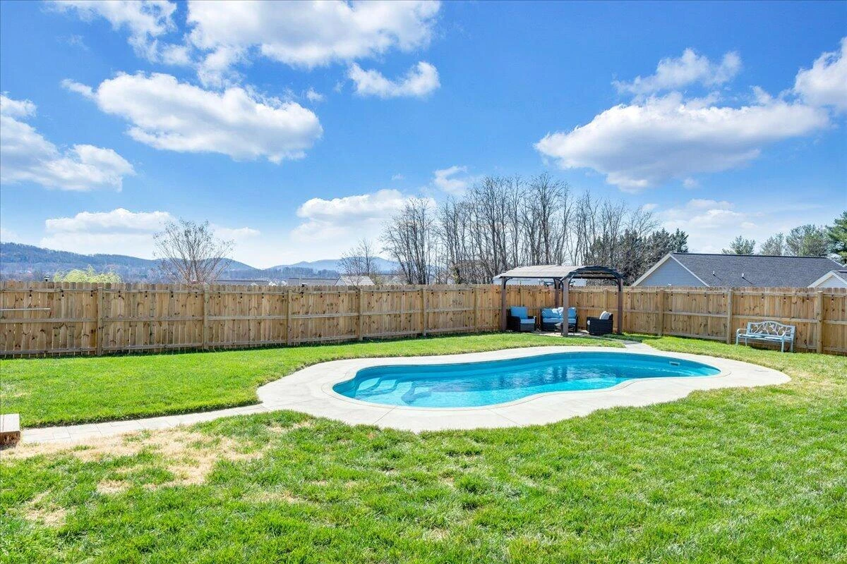 2064 Lawson LN - Photo 50