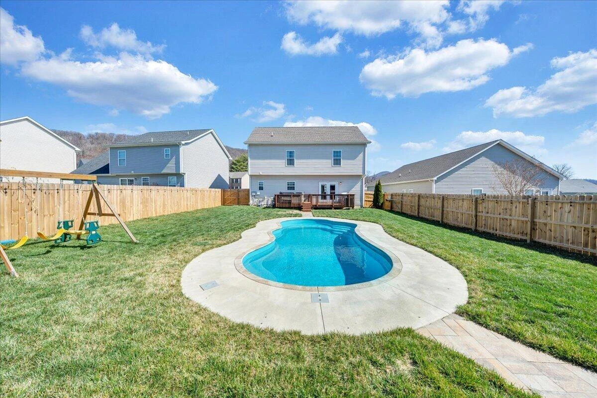 2064 Lawson LN - Photo 55