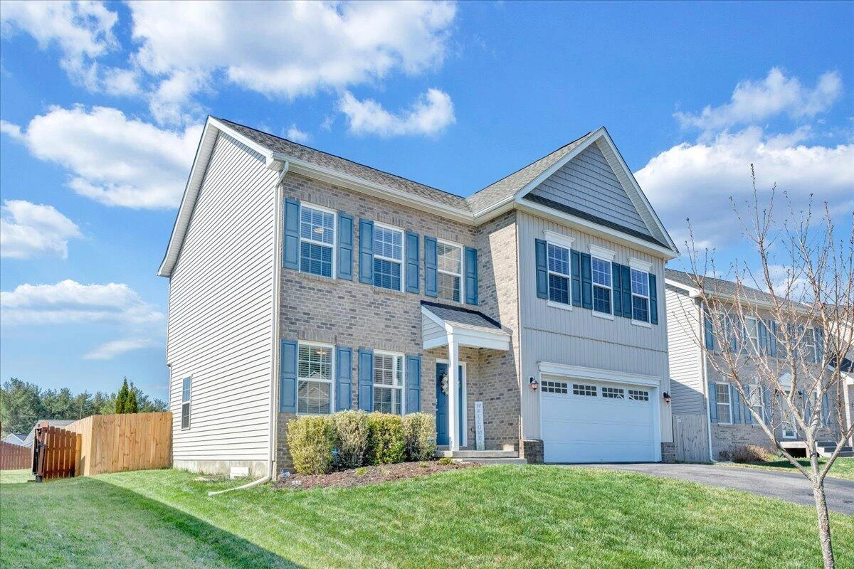 2064 Lawson LN - Photo 57