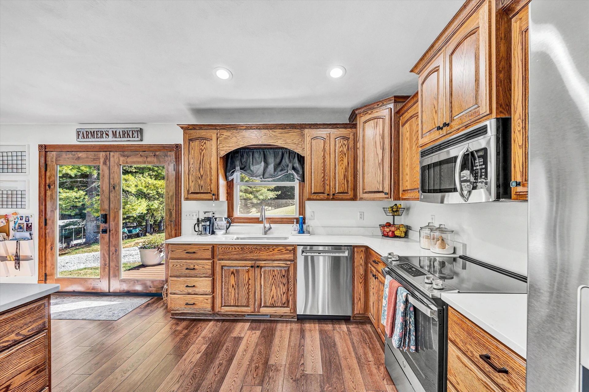 99 Spruce LN - Photo 4