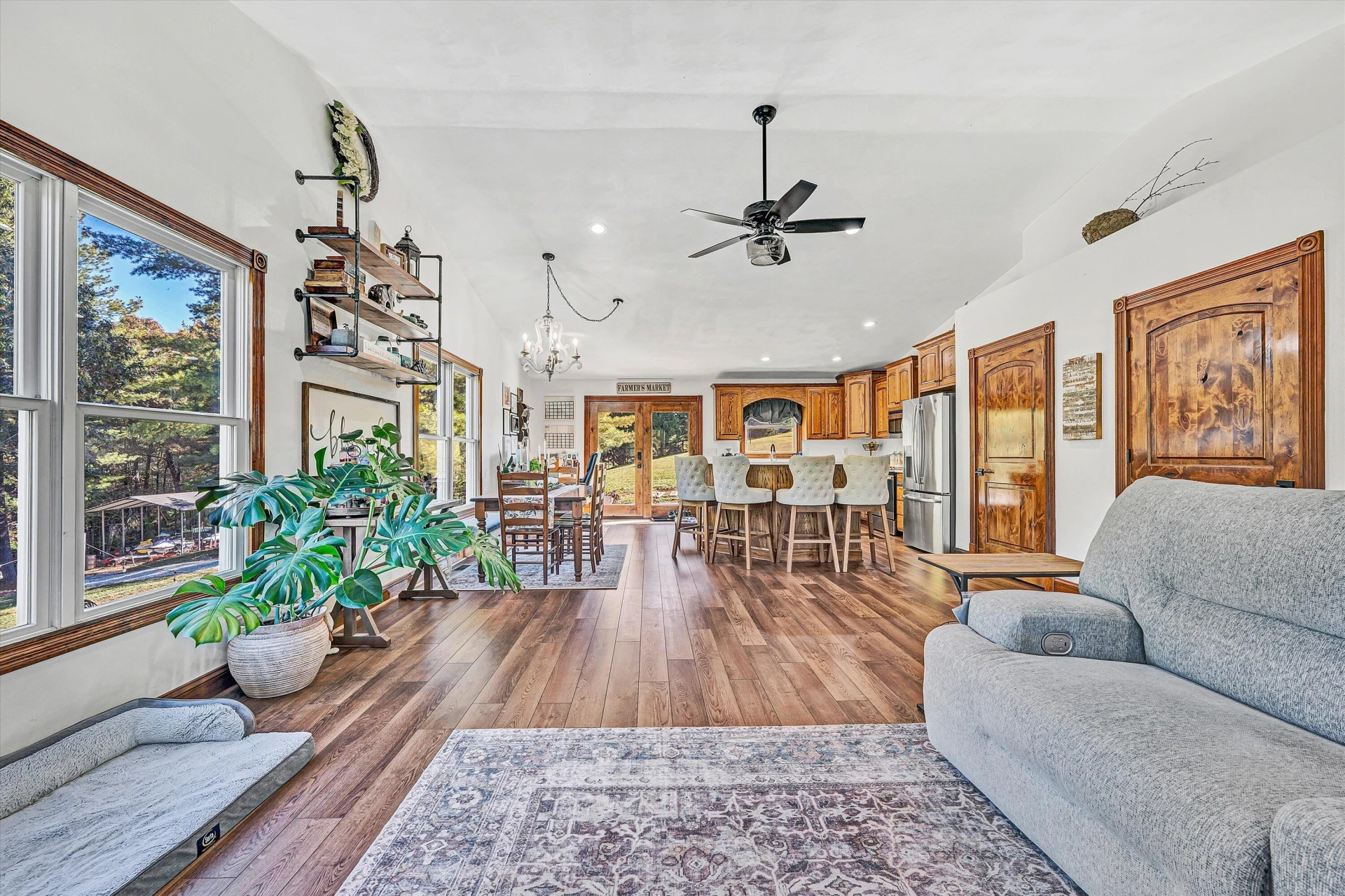 99 Spruce LN - Photo 6