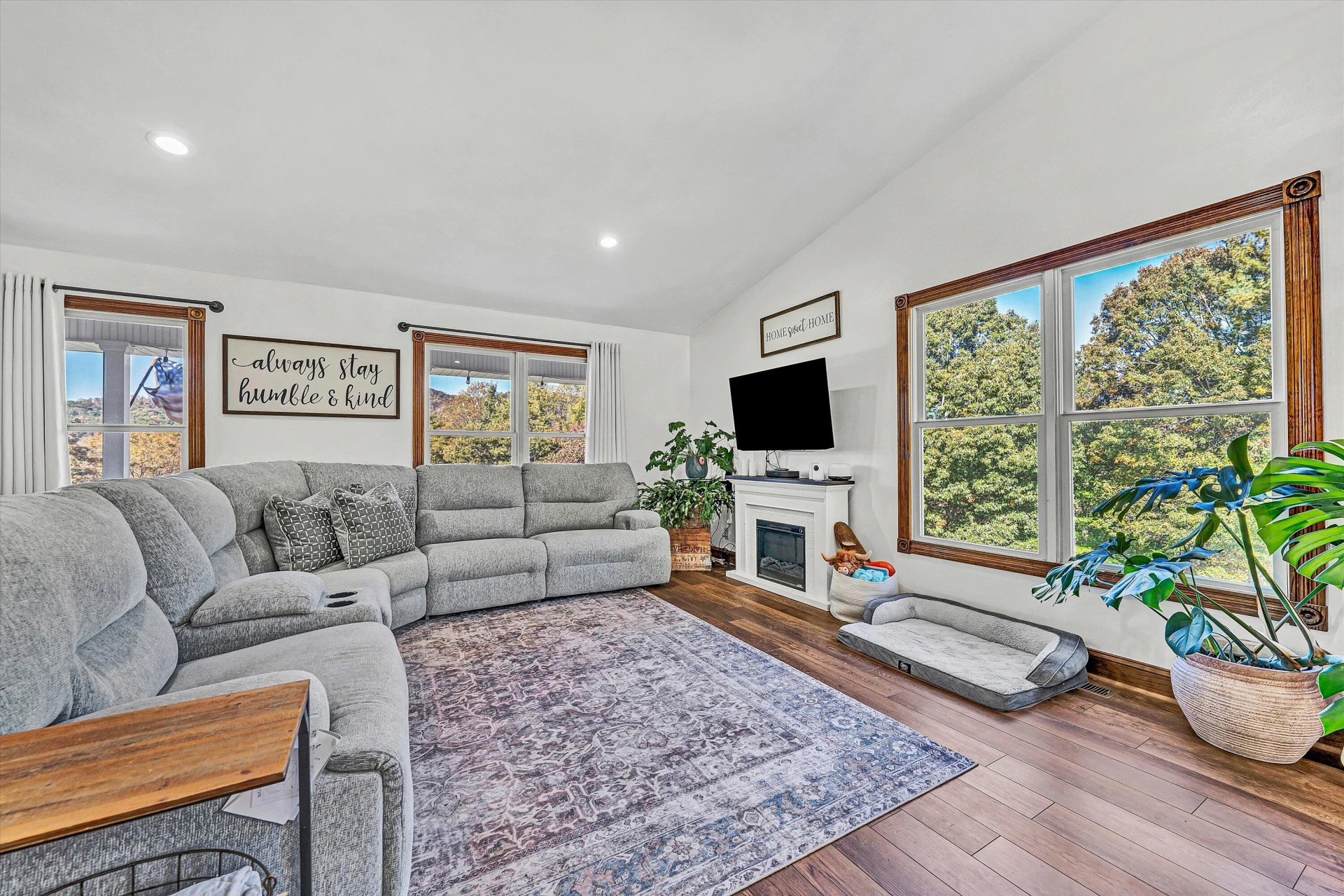 99 Spruce LN - Photo 7