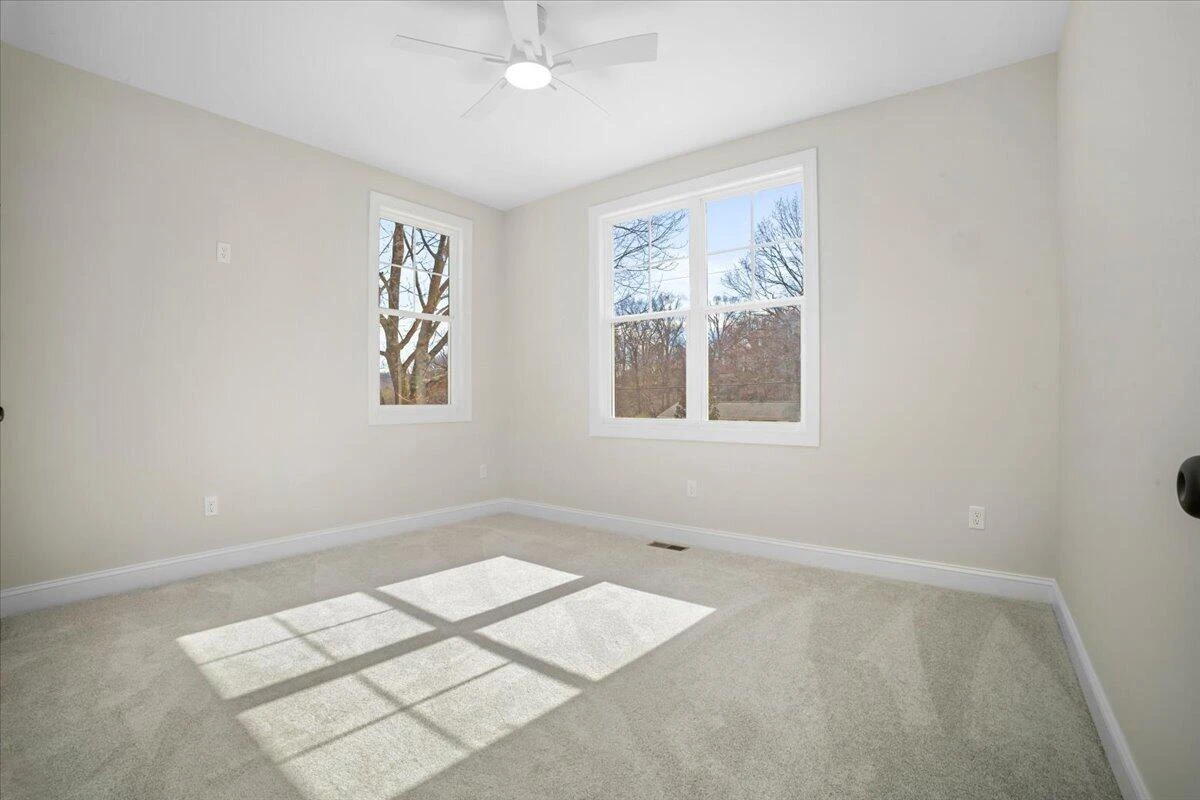 266 Fairfield LN - Photo 18