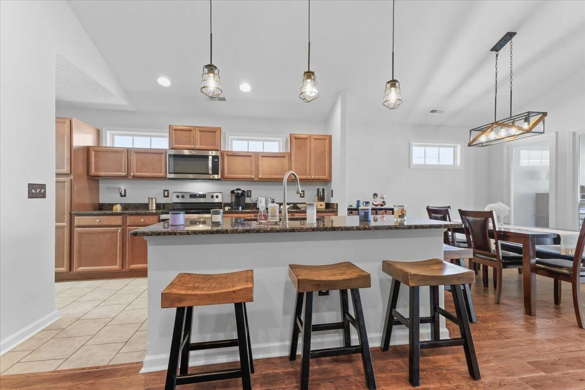 2150 Giles DR SE - Photo 14