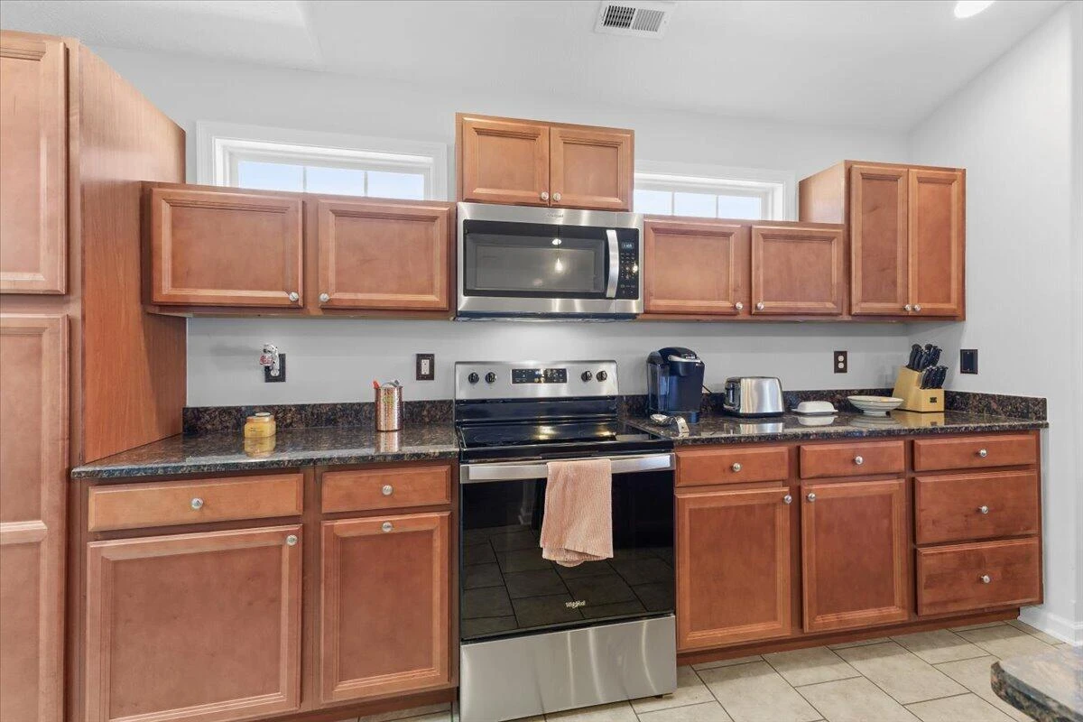 2150 Giles DR SE - Photo 15