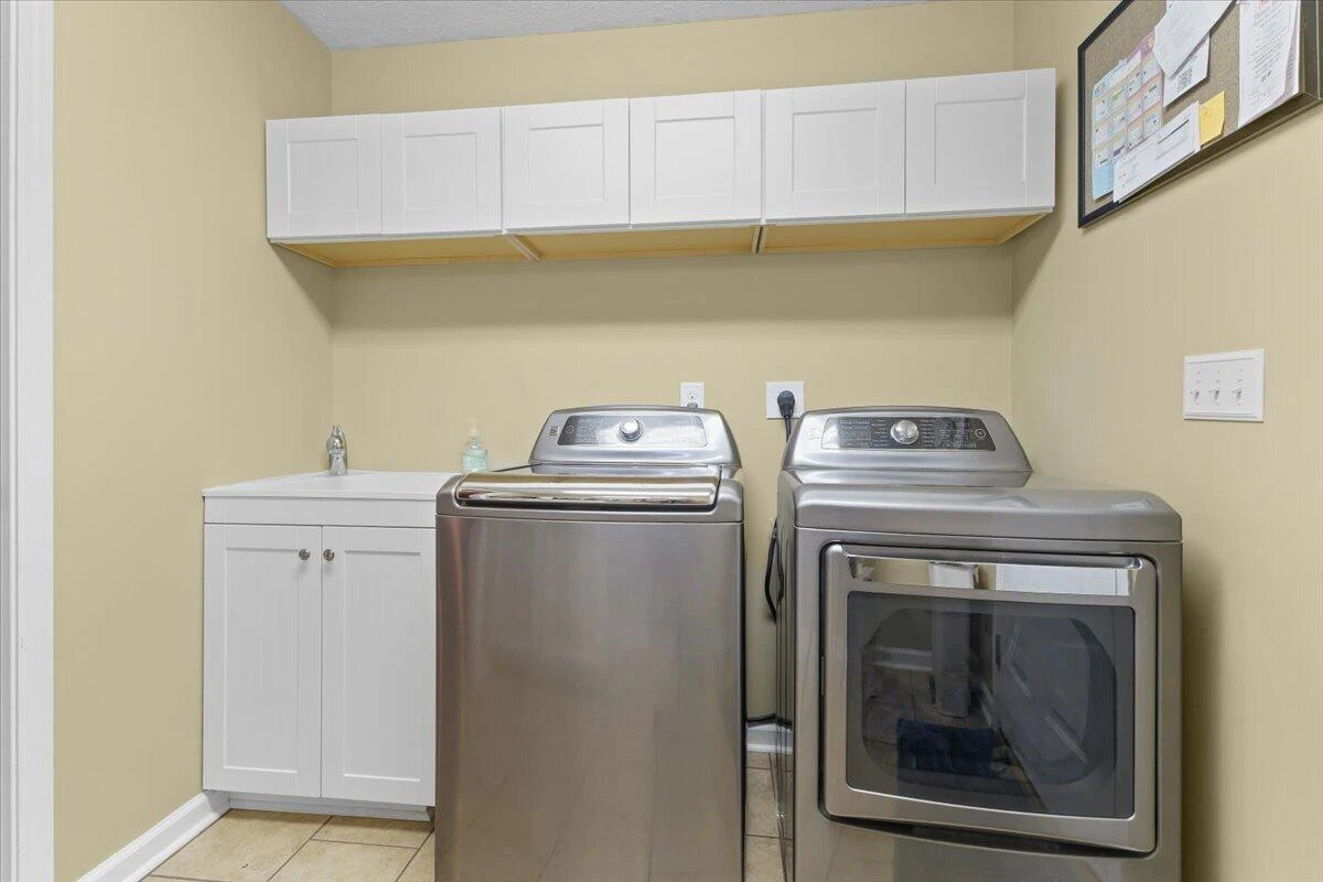 2150 Giles DR SE - Photo 18