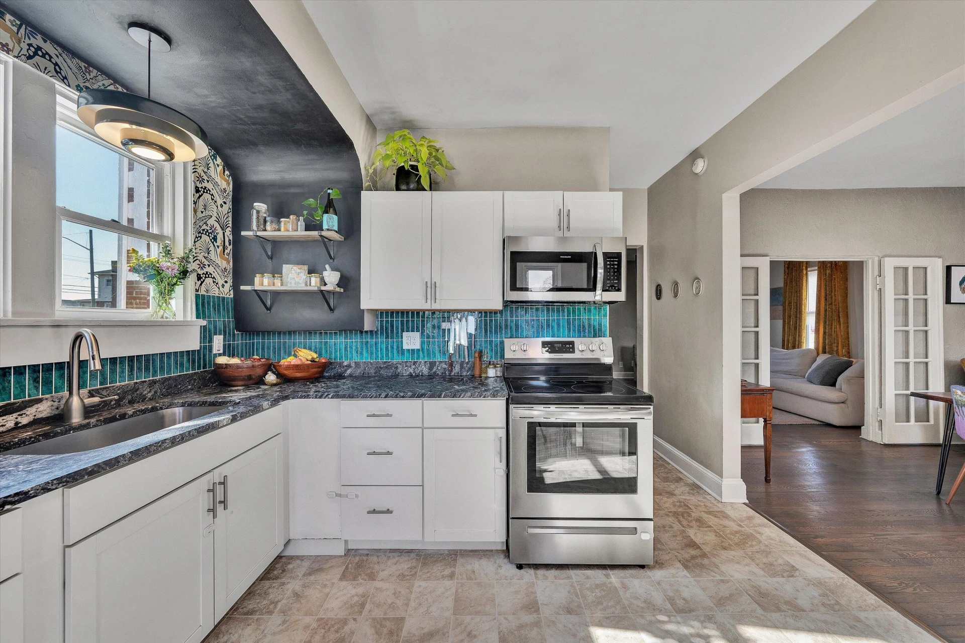 3313 Valley View AVE NW - Photo 10