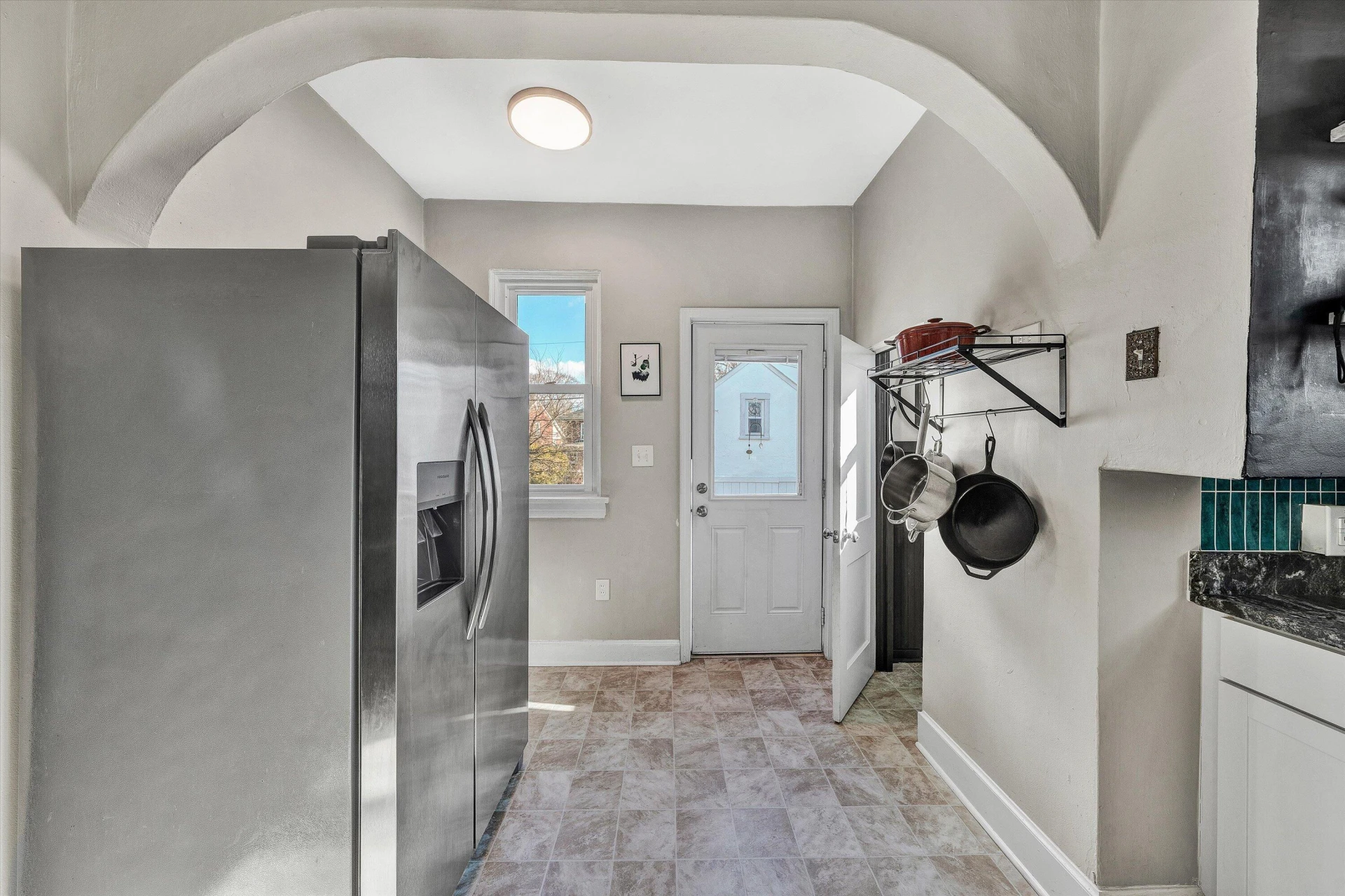 3313 Valley View AVE NW - Photo 11