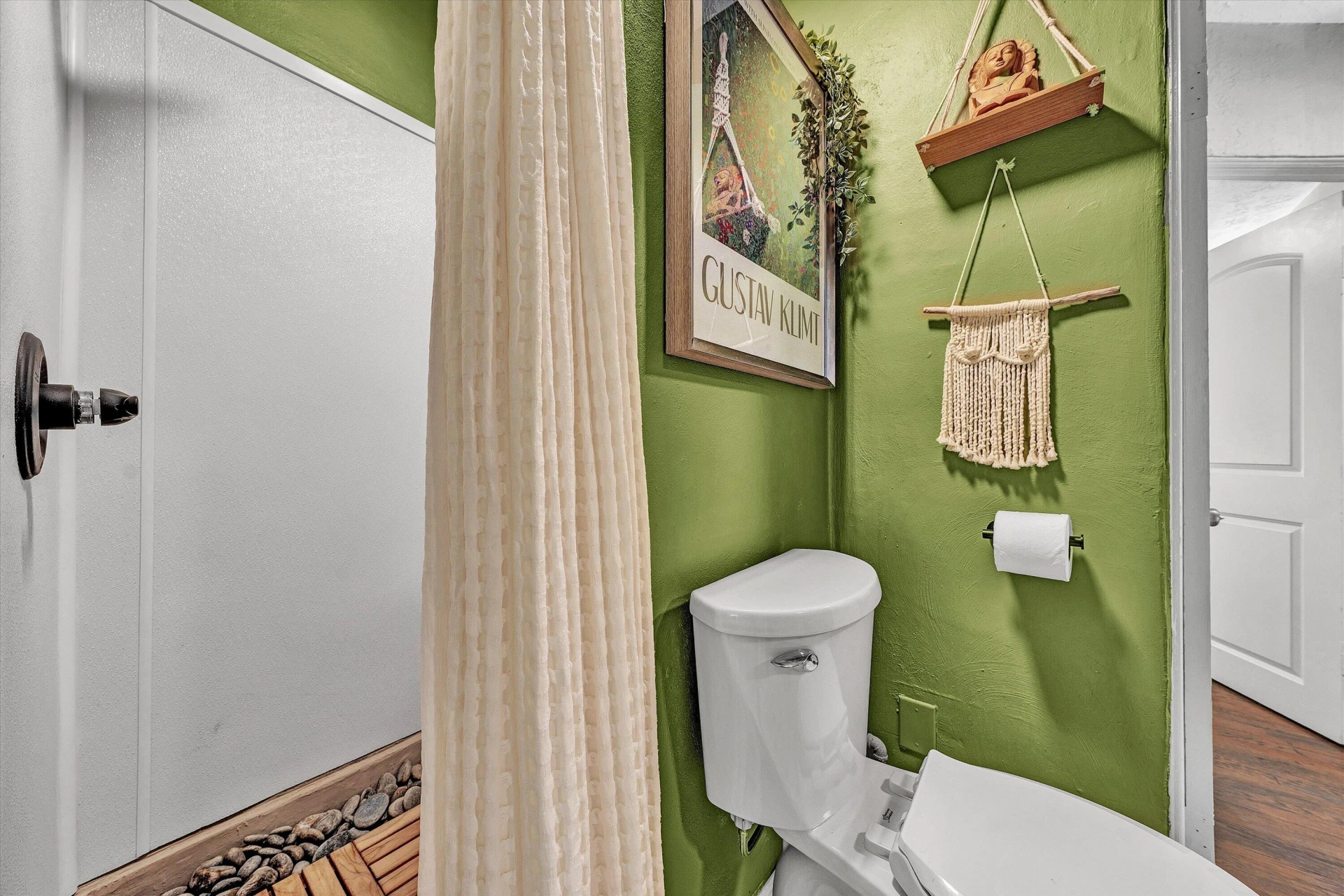 3313 Valley View AVE NW - Photo 15