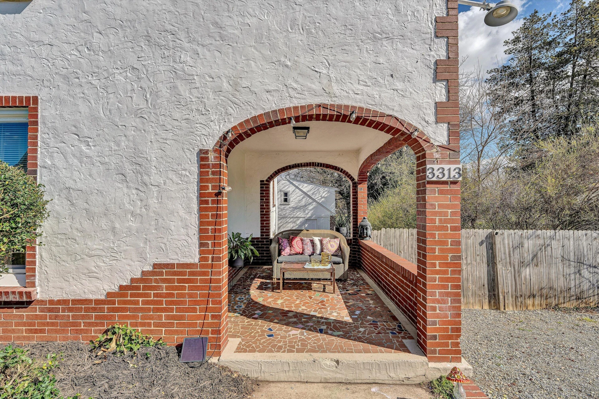 3313 Valley View AVE NW - Photo 2