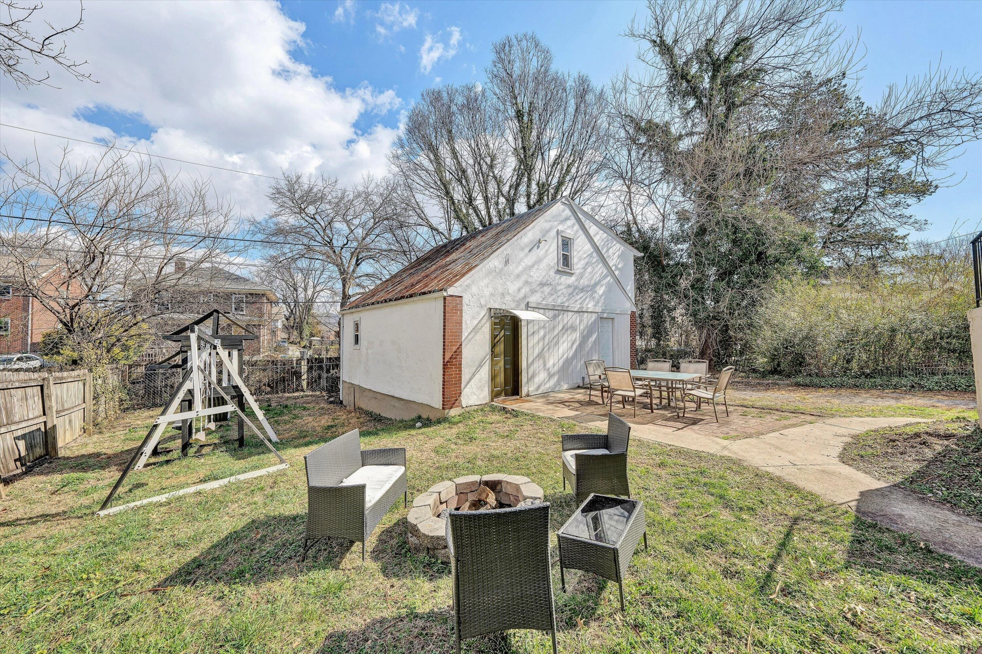3313 Valley View AVE NW - Photo 32