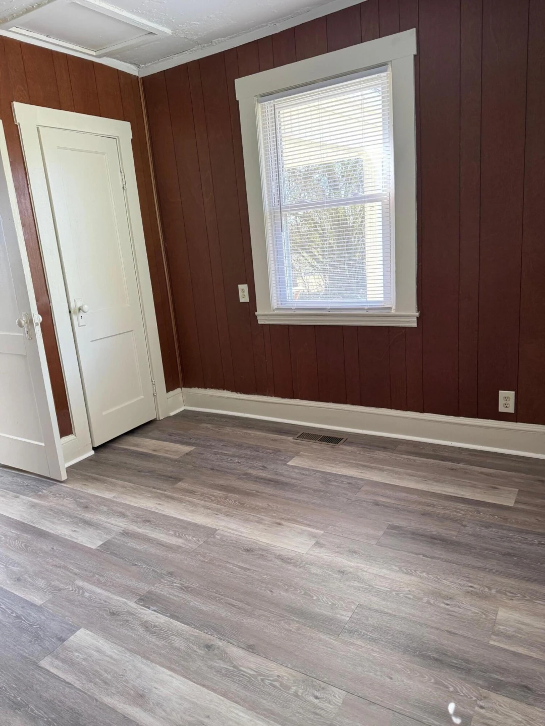 595 Orchard AVE - Photo 13