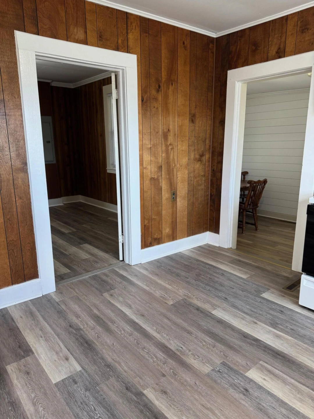 595 Orchard AVE - Photo 16