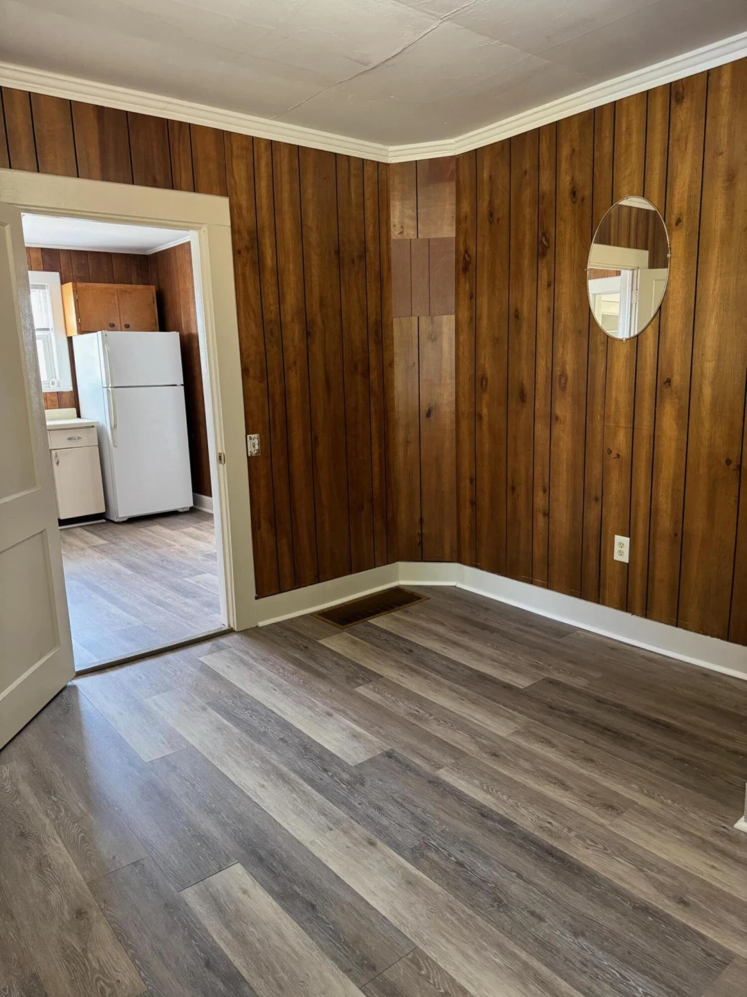 595 Orchard AVE - Photo 9